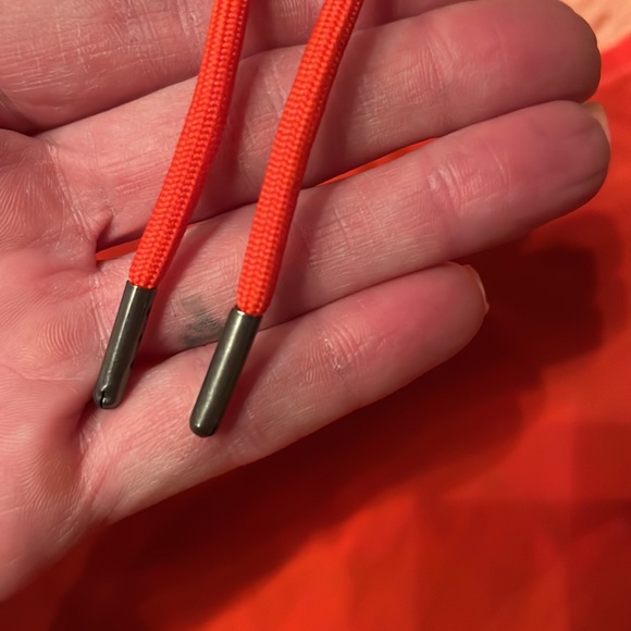 EUC Avia sleeveless Windbreaker - Picture 2 of 13